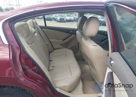 2010 Nissan Altima 2.5 S z USA, uszkodzony, nr VIN 1N4AL2AP9AN553369